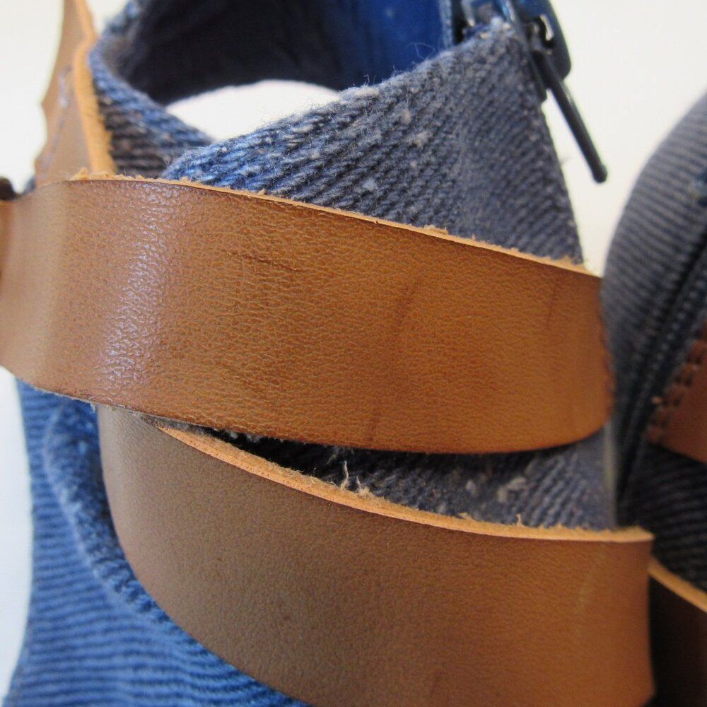 Women's Soda Blue Denim Open Toe Sandals Brown Buckle Strap Side Zipper Size 6 - Picture 8 of 8